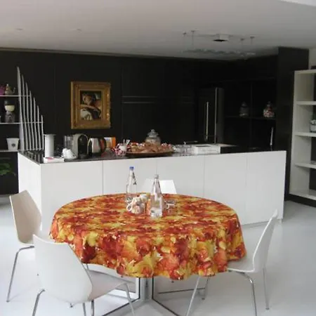 Bed and Breakfast A14 Business 3*