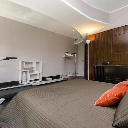 Bed and Breakfast A14 Business